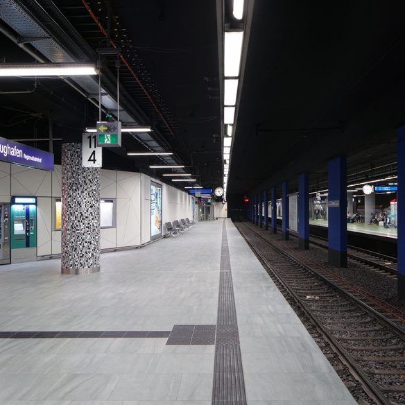 Regionalbahnhof Frankfurt Flughafen Referenz